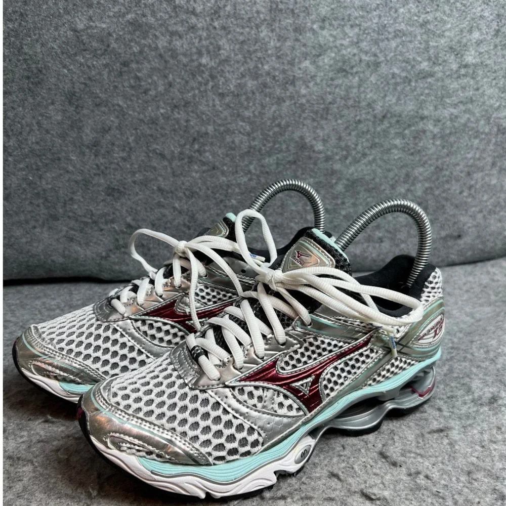 Mizuno Wave Creation 13 Womens Running Shoes Silver Red White Sneakers Size 7